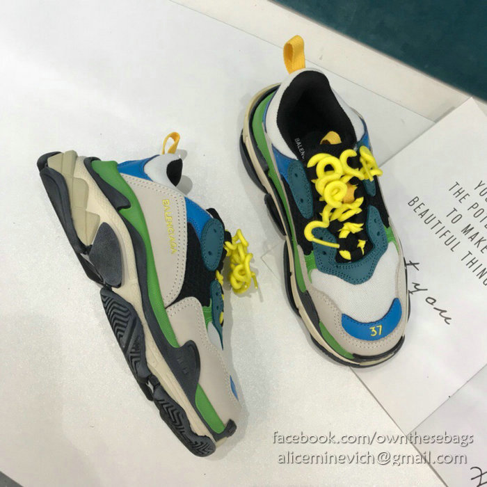 Balenciaga Triple S Sneakers B811062B