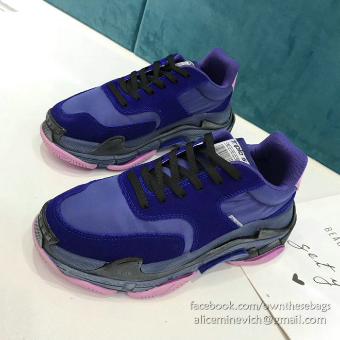 Balenciaga Triple S Sneakers B811063G