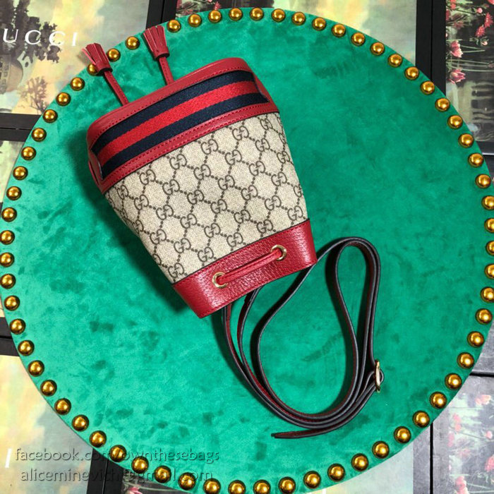 Gucci GG Supreme Bucket Bag Red 550620