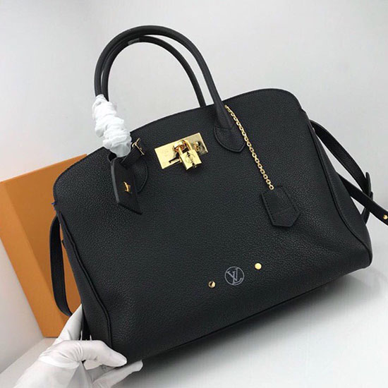 Louis Vuitton Veau Nuage Leather Milla MM Noir M51685