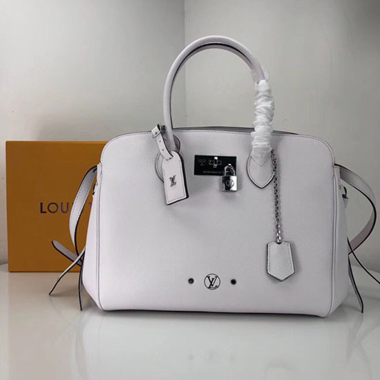 Louis Vuitton Veau Nuage Leather Milla MM White M51685