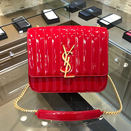 Saint Laurent Vicky Large in Red Matelasse Patent Leather 532595