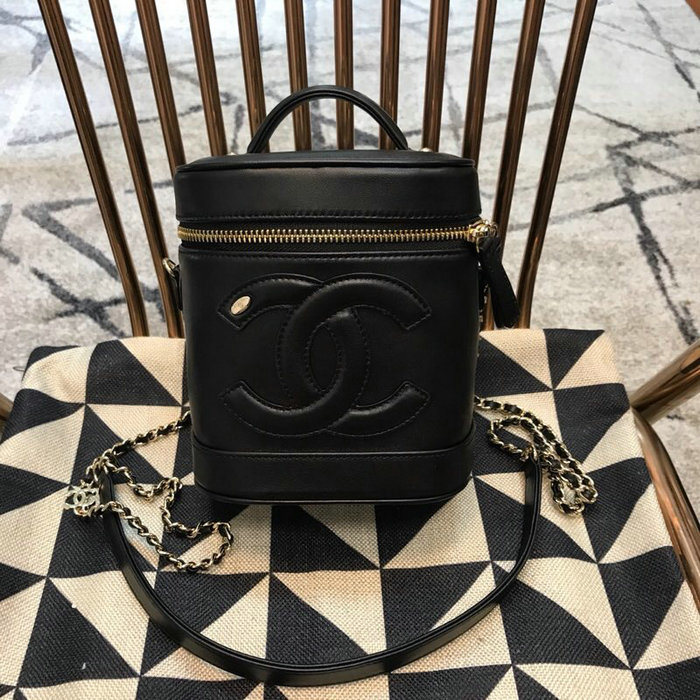 Chanel Lambskin Vanity Case Black A29301