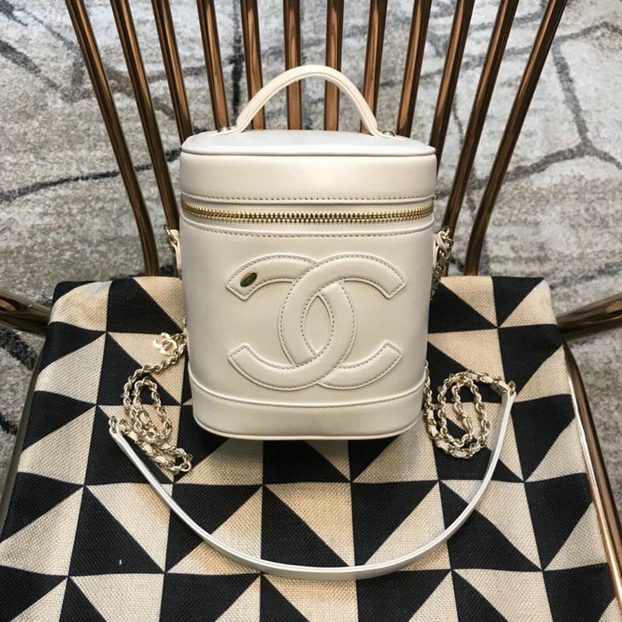 Chanel Lambskin Vanity Case White A29301