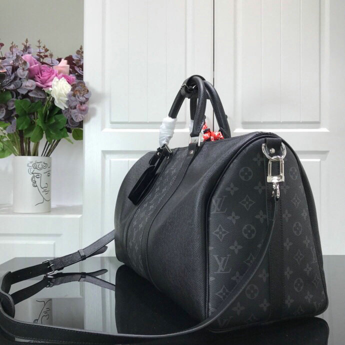 Louis Vuitton Keepall 45 Black M30235