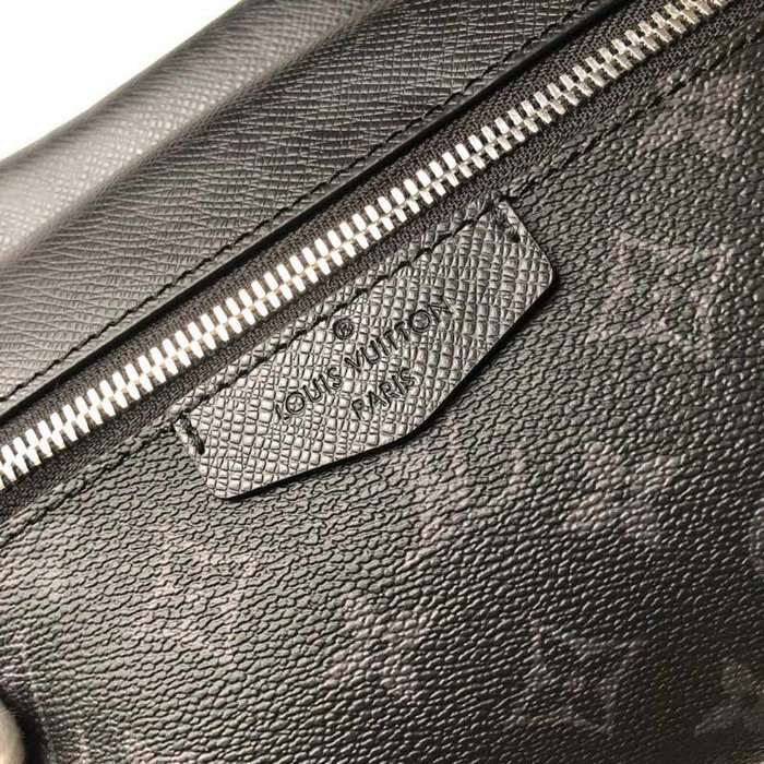 Louis Vuitton Outdoor Messenger Black M30239