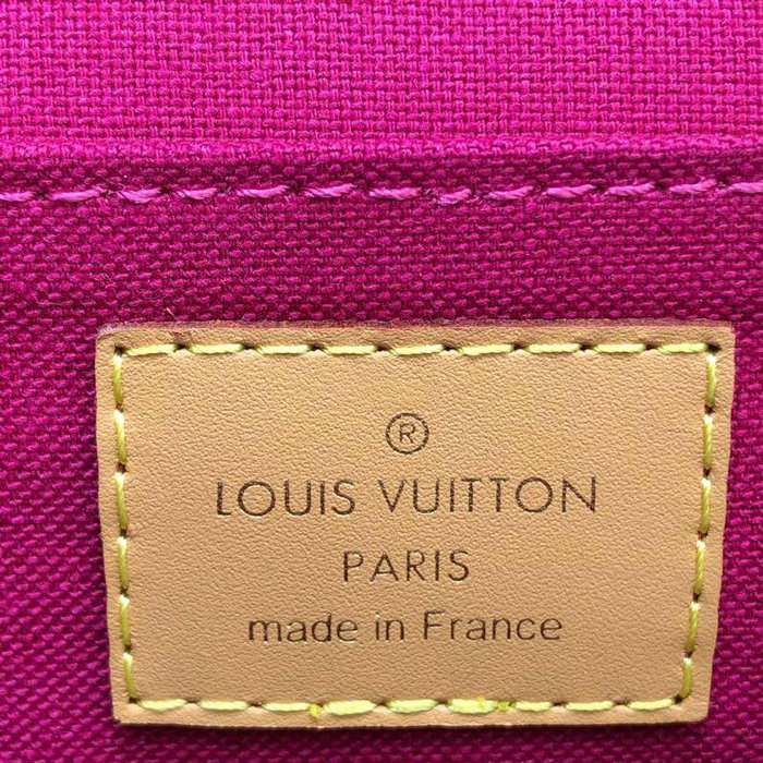 Louis Vuitton Monogram Canvas Shoulder Bag M52296