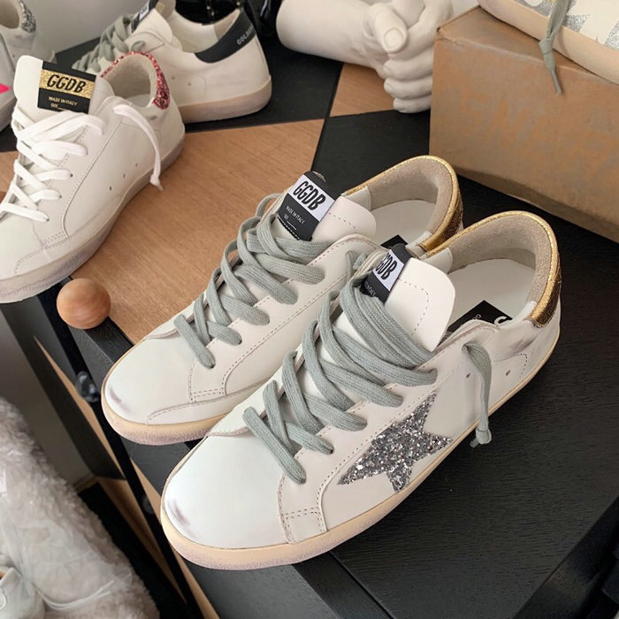 Golden Goose Calfskin Sneaker GG07712