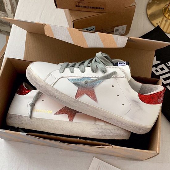 Golden Goose Calfskin Sneaker GG07716