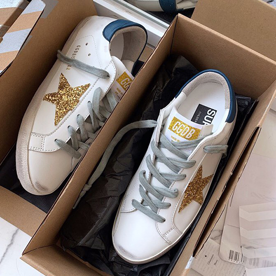 Golden Goose Calfskin Sneaker GG07717