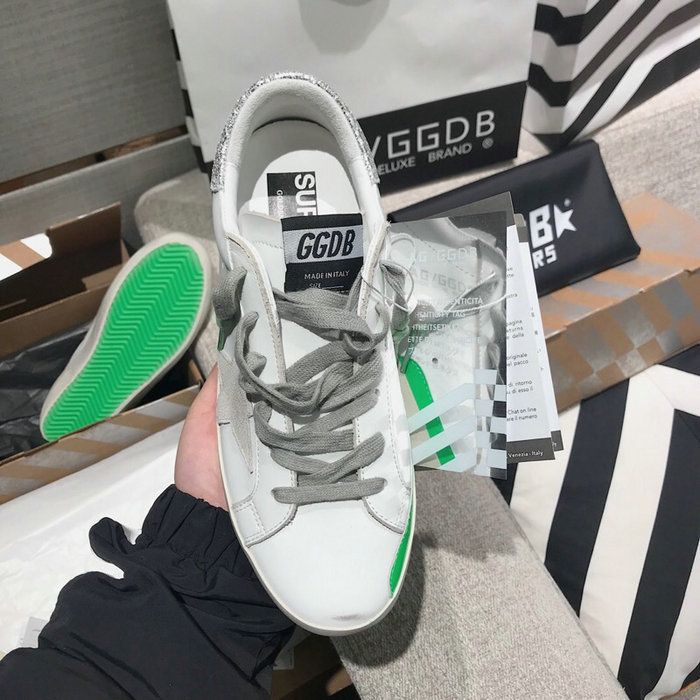 Golden Goose Calfskin Sneaker GG07724