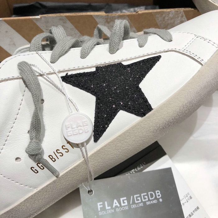 Golden Goose Calfskin Sneaker GG07728