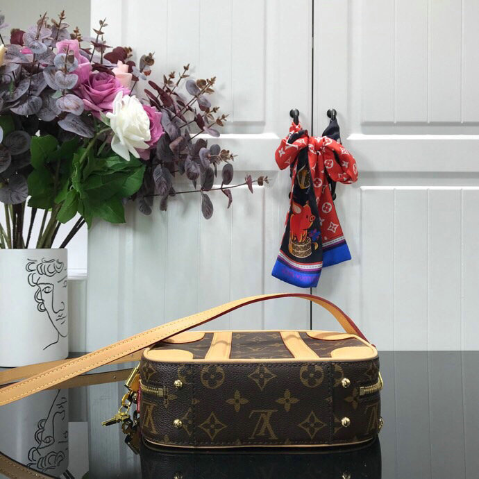 Louis Vuitton Monogram Canvas Mini Luggage M44582