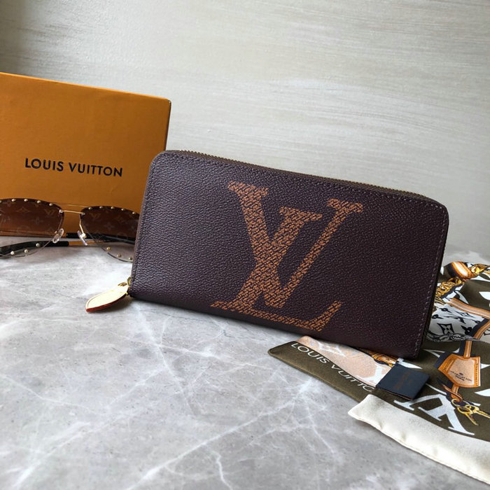 Louis Vuitton Monogram Zippy Wallet M60017