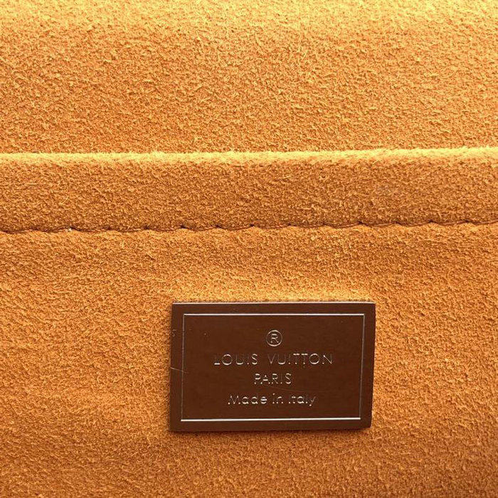 Louis Vuitton Epi Leather Shoulder Bag White M50377