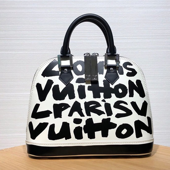 Louis Vuitton Alma Black M90380