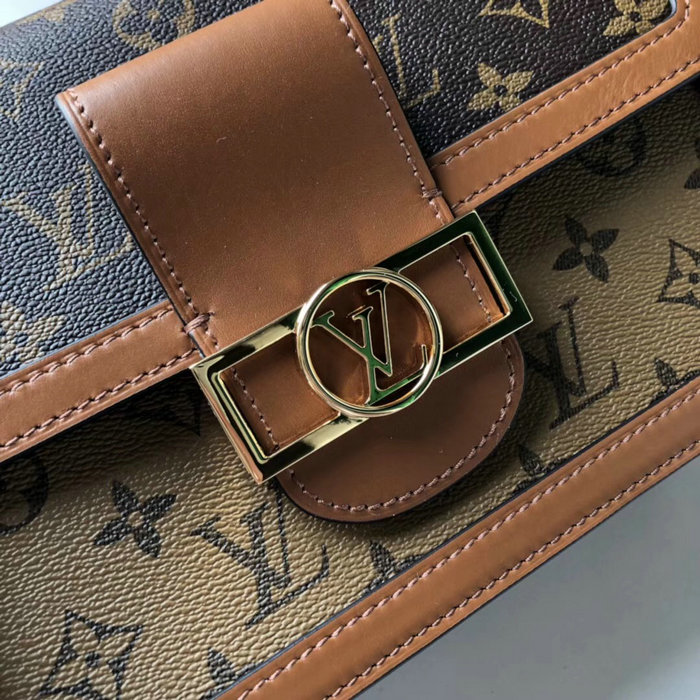 Louis Vuitton Monogram Canvas Dauphine MM M44391