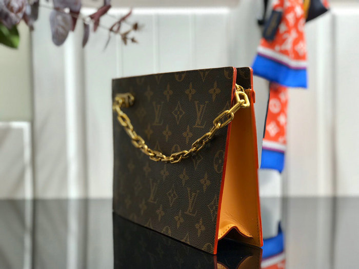 Louis Vuitton Clutch Bag M44388