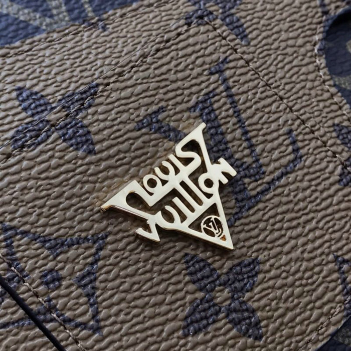Louis Vuitton Monogram Canvas Zippy Wallet Shades M68796