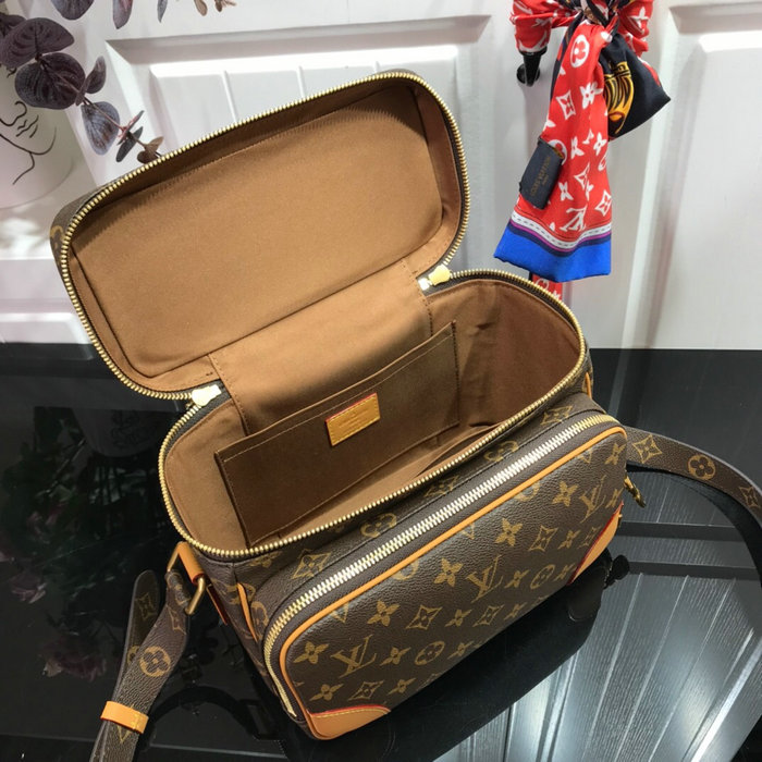 Louis Vuitton Monogram Canvas Bag M44937