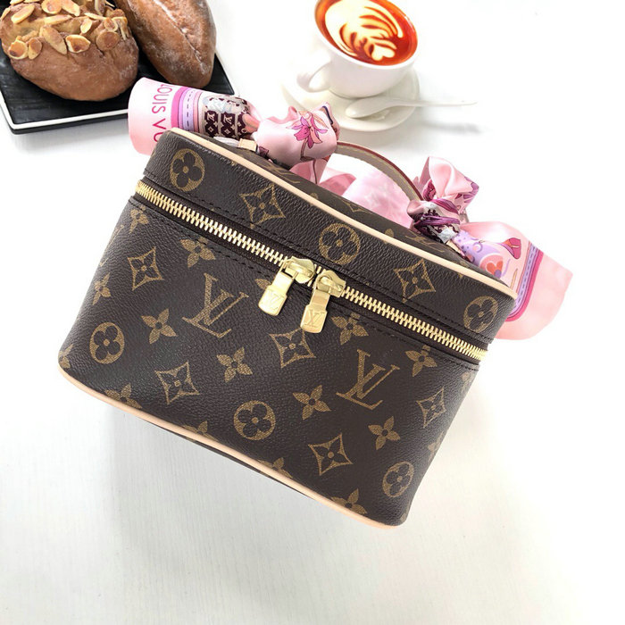 Louis Vuitton Monogram Canvas Nice Mini M44495