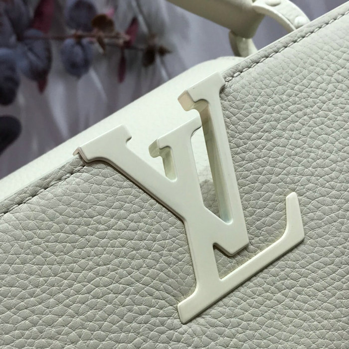 Louis Vuitton Taurillon Leather White M94586