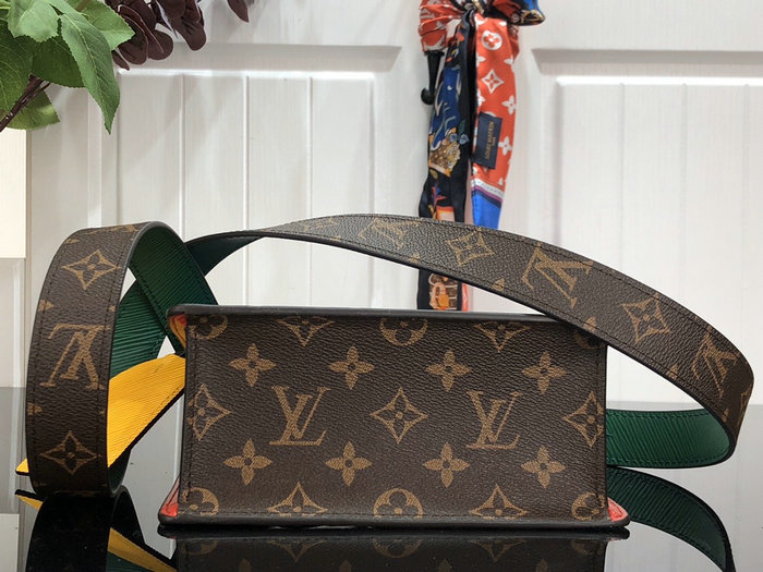 Louis Vuitton Monogram Vernis Spring Street M90514