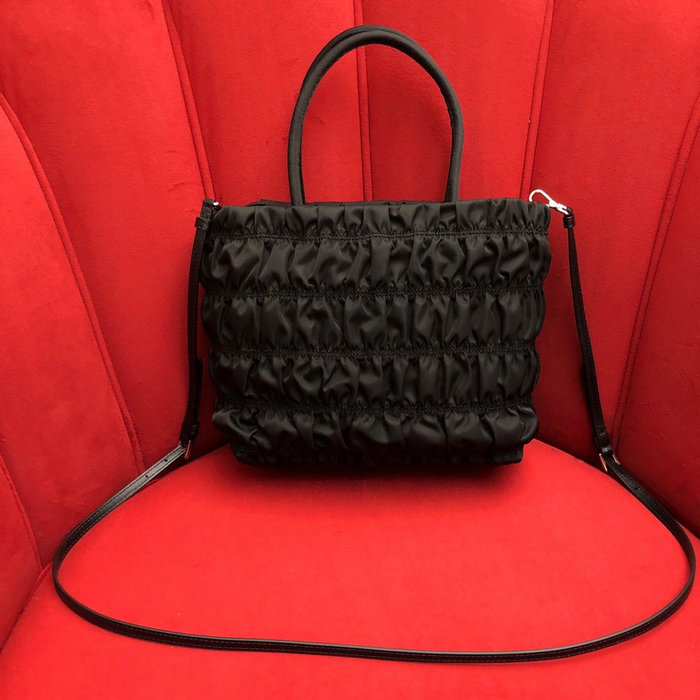 Prada Nylon tote Black 1BG321