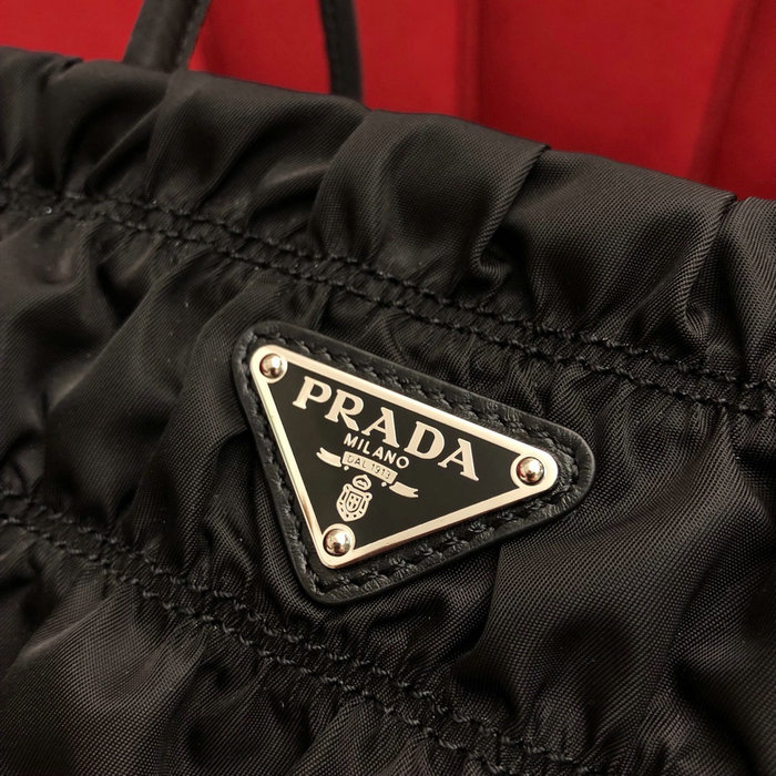 Prada Nylon tote Black 1BG321