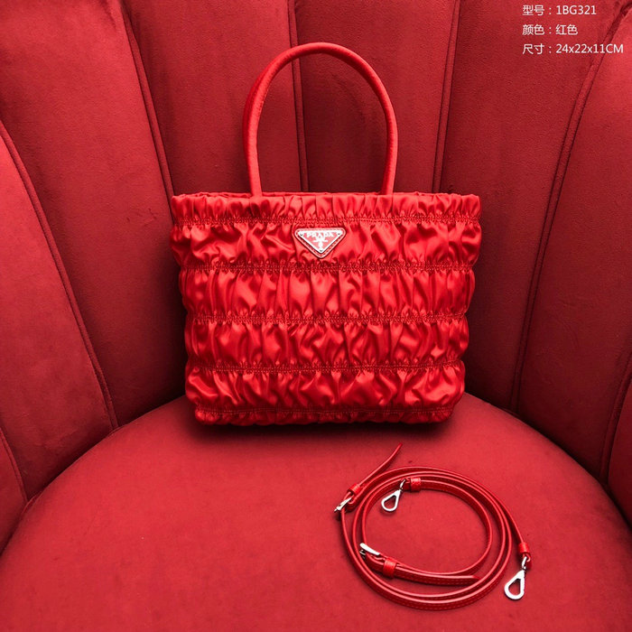 Prada Nylon tote Red 1BG321