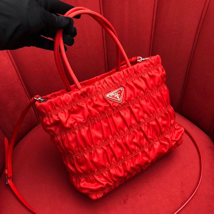 Prada Nylon tote Red 1BG321