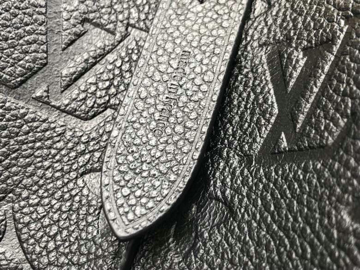 Louis Vuitton Monogram Empreinte Neonoe MM Noir M45256