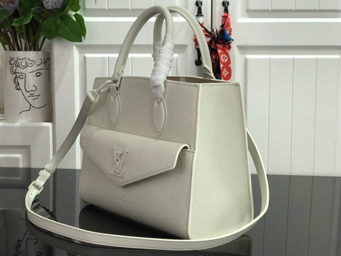 Louis Vuitton Soft Calfskin Lockme Tote PM White M55845