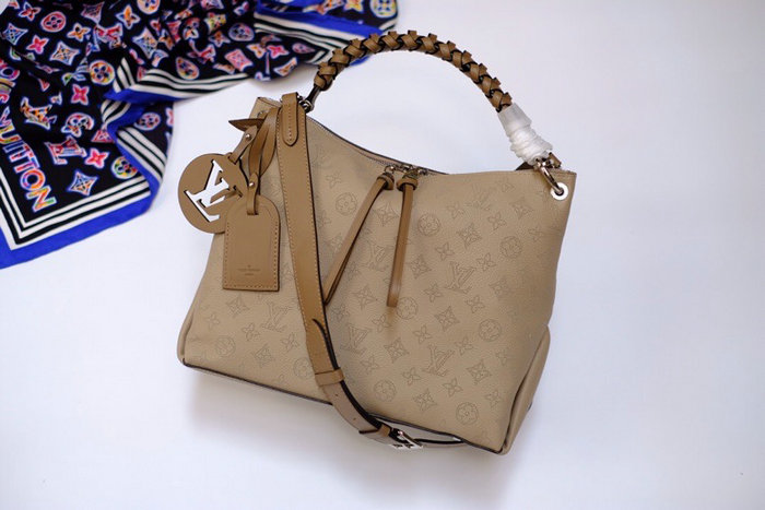 Louis Vuitton Mahina Leather Beaubourg Hobo MM Galet M56201