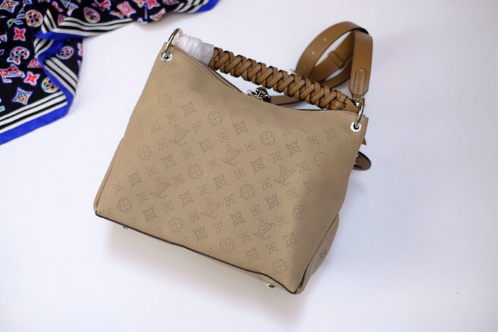 Louis Vuitton Mahina Leather Beaubourg Hobo MM Galet M56201