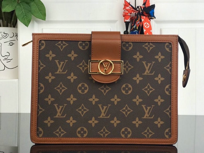 Louis Vuitton Monogram Canvas Dauphine Clutch M441782