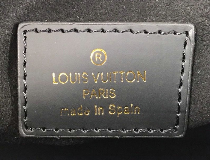 Louis Vuitton Monogram Canvas Dauphine Clutch M441782