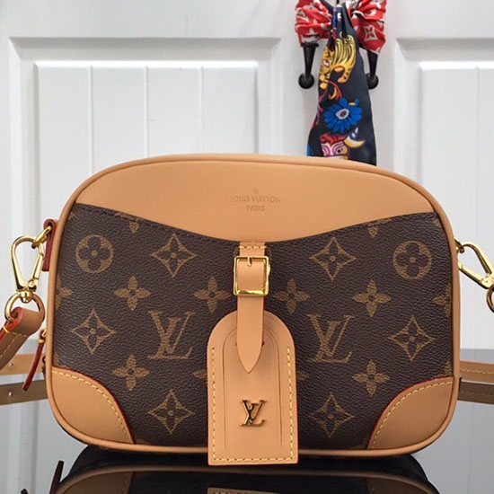 Louis Vuitton Monogram Canvas Nicolas Ghesquiere M45528