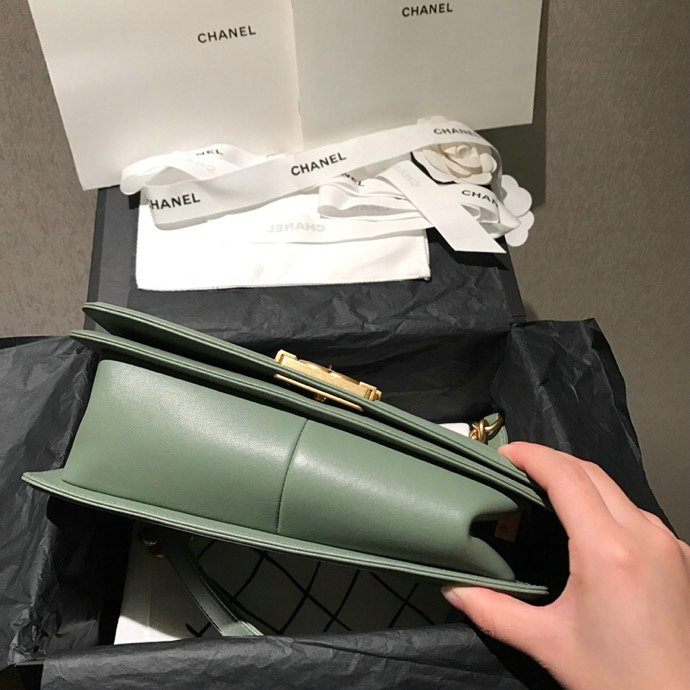 Medium Chanel Lambskin Boy Bag Green A67086