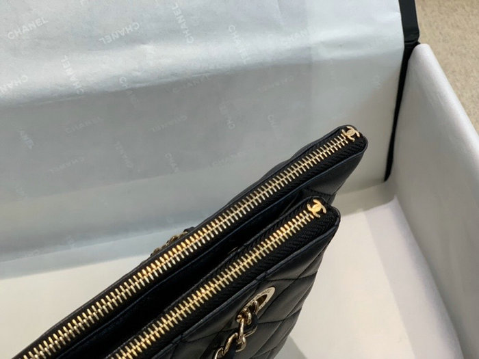 Chanel Lambskin Shoulder Bag Black A06151