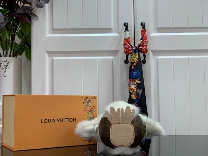 Louis Vuitton Bag Charm and Key Holder M07182