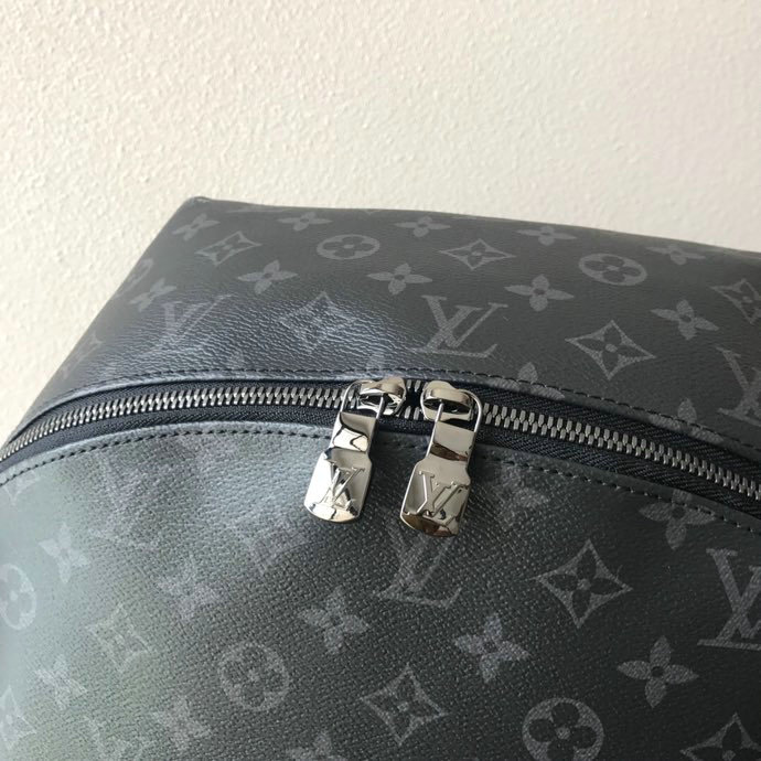 Louis Vuitton Discovery Backpack PM M43186