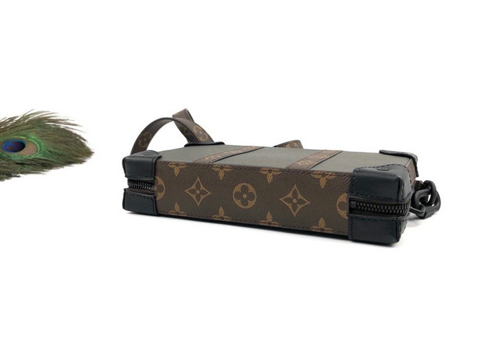 Louis Vuitton Soft Trunk Wallet M30697