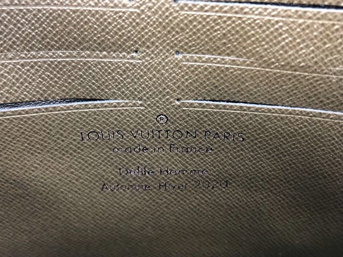 Louis Vuitton Soft Trunk Wallet M30697