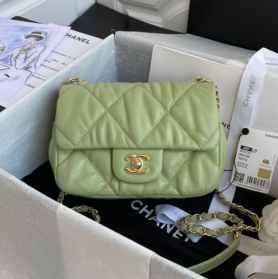 Chanel Leather Small Flap Bag Green AS2232