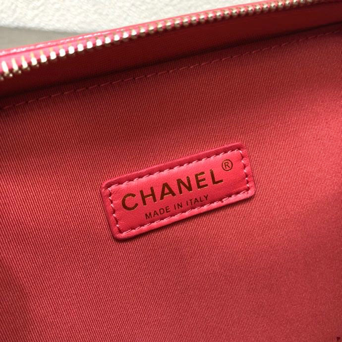 Chanel Shiny Crumpled Calfskin Vanity Case Red AS2179