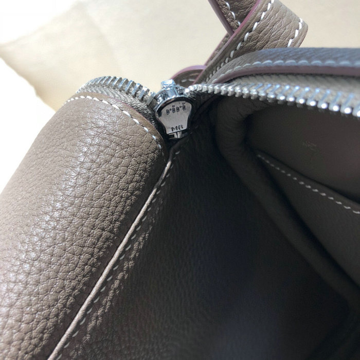 Hermes Togo Leather Lindy Bag HL26304