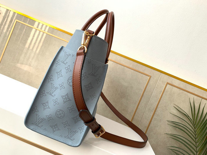 Louis Vuitton On My Side Blue M55802