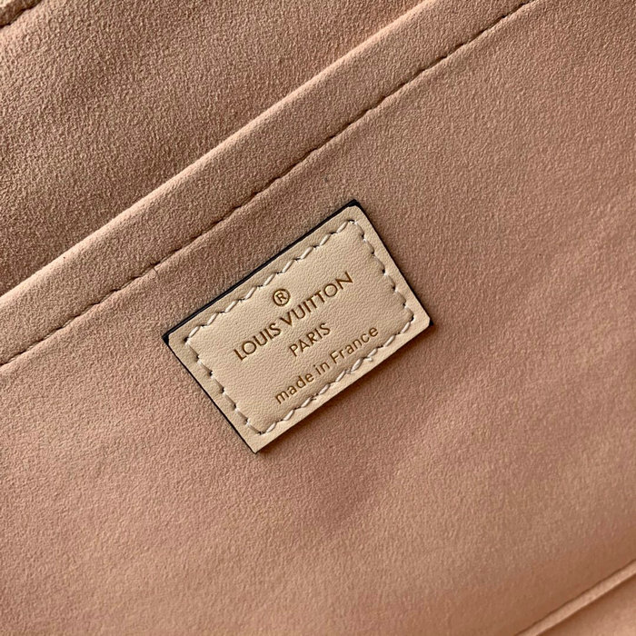 Louis Vuitton On My Side Cream M55802