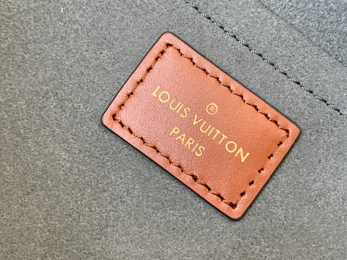 Louis Vuitton On My Side Etain M53823